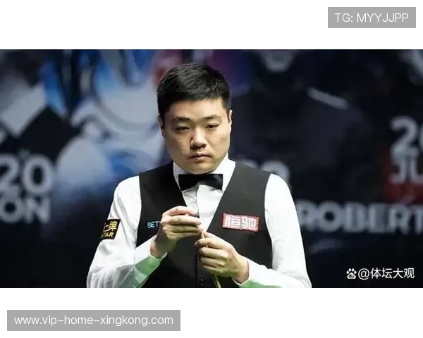 丁俊晖轻松进入训练状态 丁俊晖轻松进入训练状态